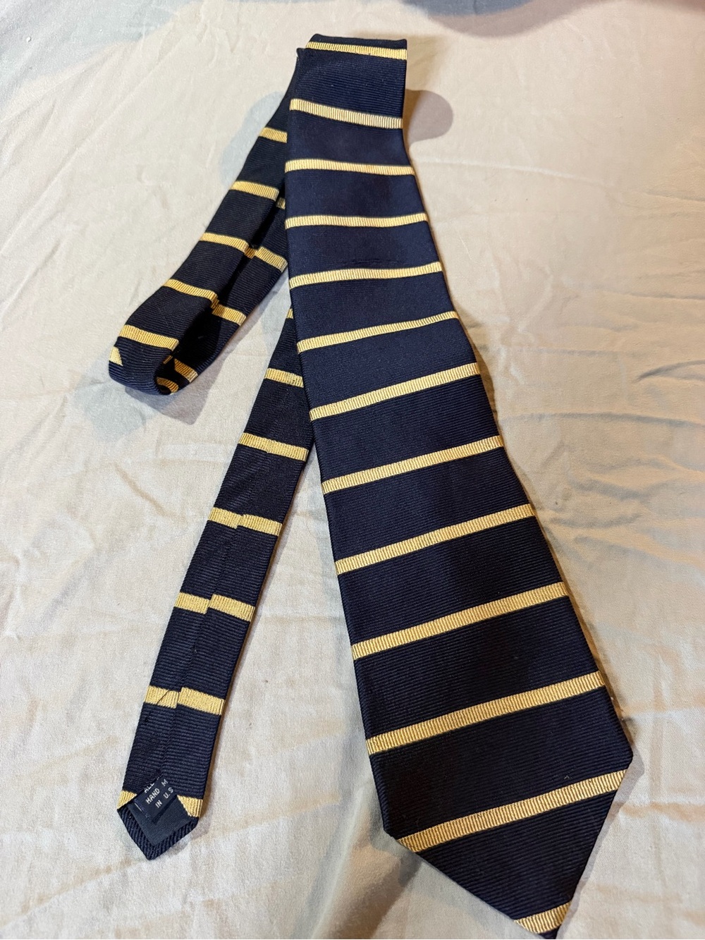 Men's Navy and Gold Striped Tie – Classic Formal Accessory